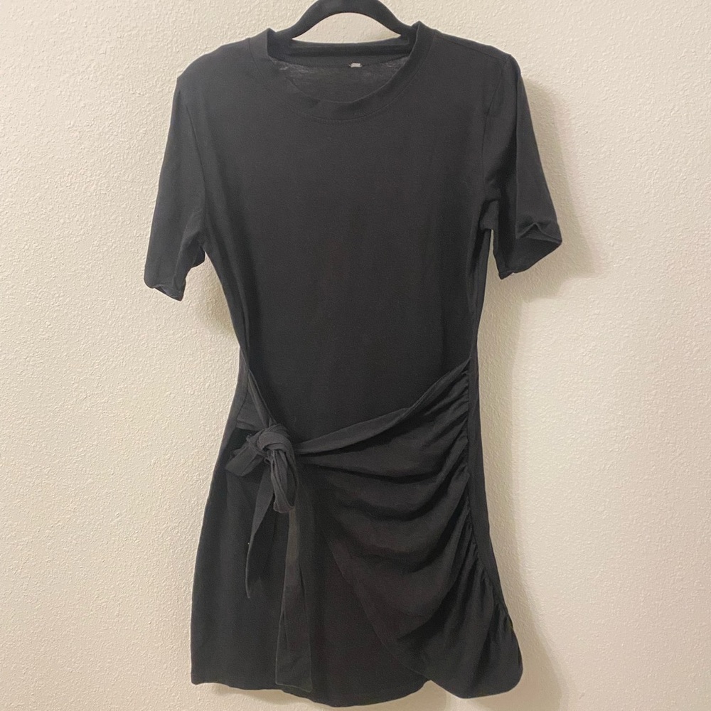 Elegant Black Tie-Waist Dress